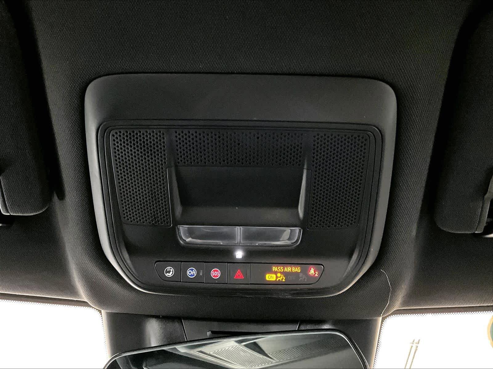 Used 2025 Chevrolet Equinox EV LT w/ Convenience Package FWD image 46