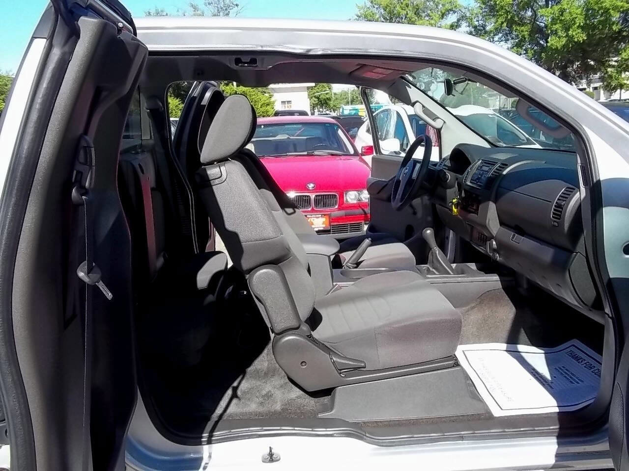 Used 2013 Nissan Frontier S w/ S Preferred Pkg RWD image 4