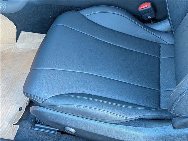 New 2026 Mercedes-Benz CLE 300 4MATIC Coupe image 4