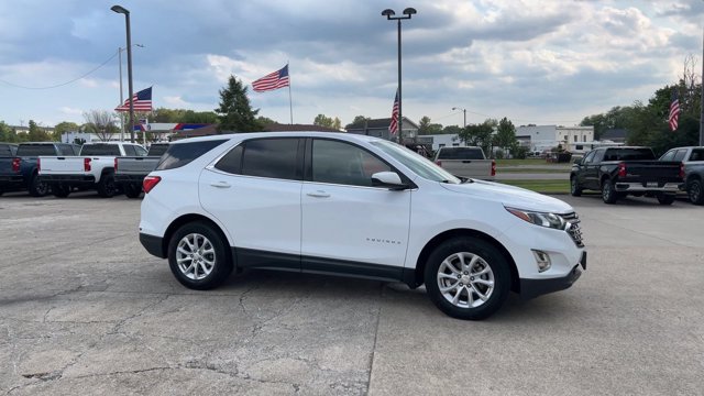 Used 2018 Chevrolet Equinox LT FWD image 2
