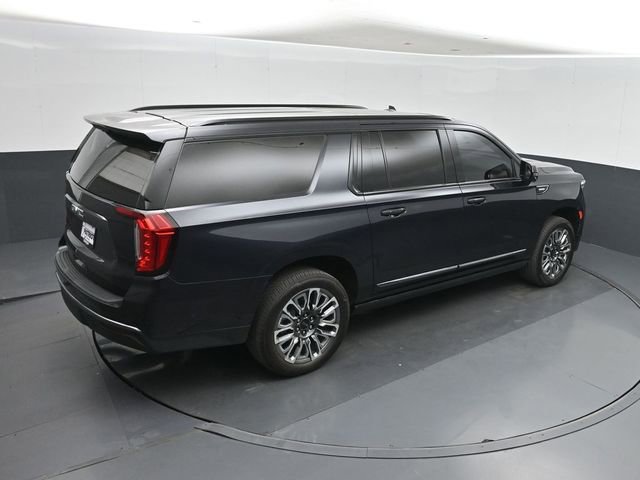 Used 2024 GMC Yukon XL Denali Ultimate AWD/4WD image 33