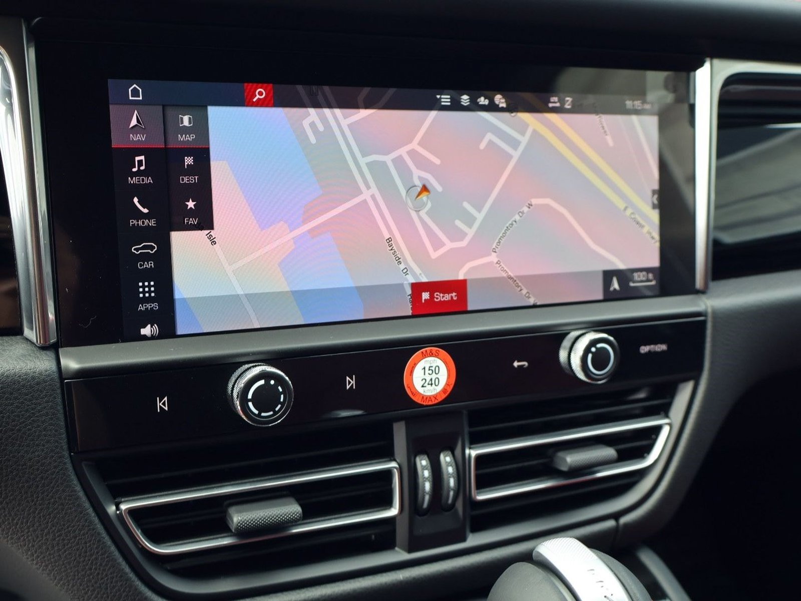 New 2026 Porsche Macan AWD/4WD image 18