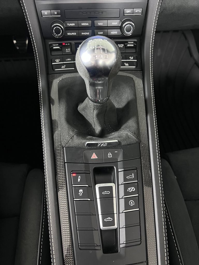 Certified 2024 Porsche 718 Boxster GTS RWD image 33