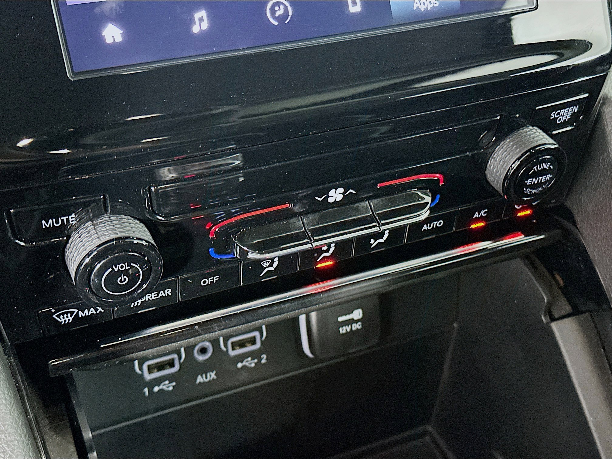 Used 2023 Jeep Grand Cherokee Laredo image 23