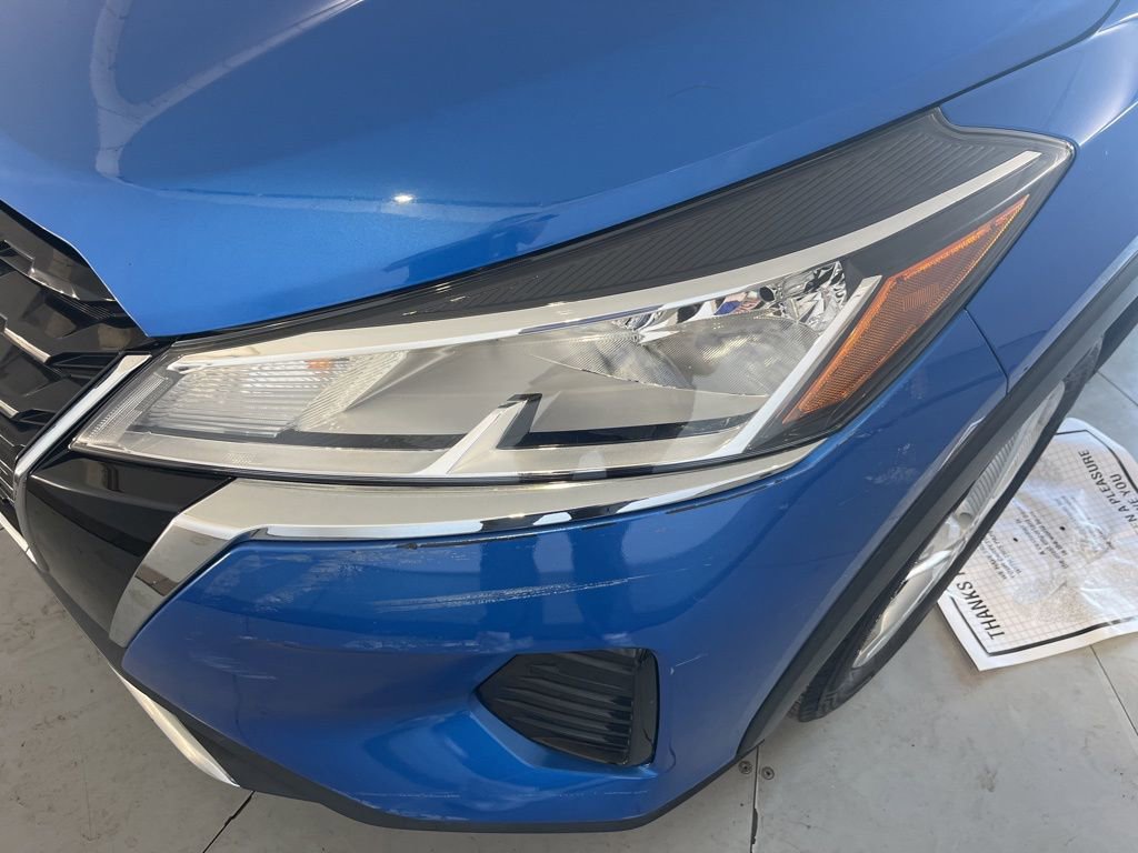 Used 2021 Nissan Kicks S image 35