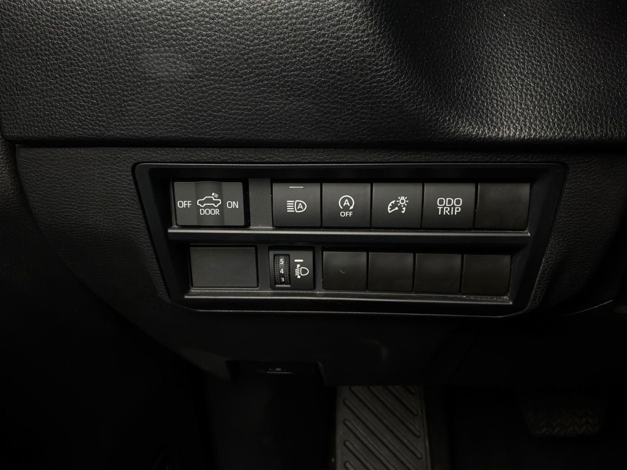 Used 2023 Toyota Tundra SR5 AWD/4WD image 25