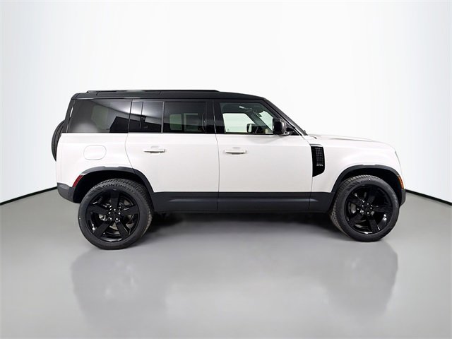 New 2026 Land Rover Defender 110 S image 4