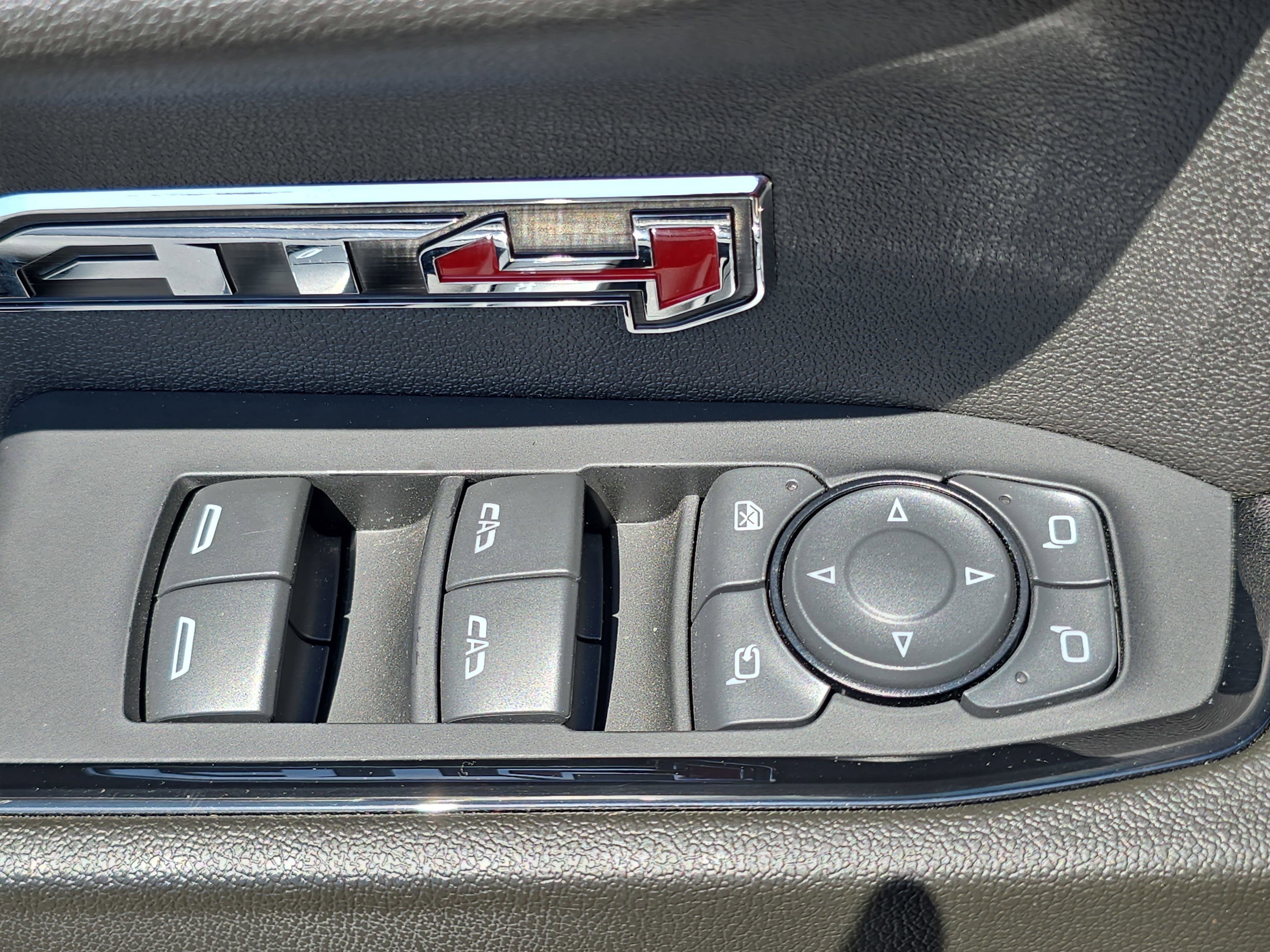 Used 2024 GMC Sierra 1500 AT4 w/ Technology Package AWD/4WD image 26