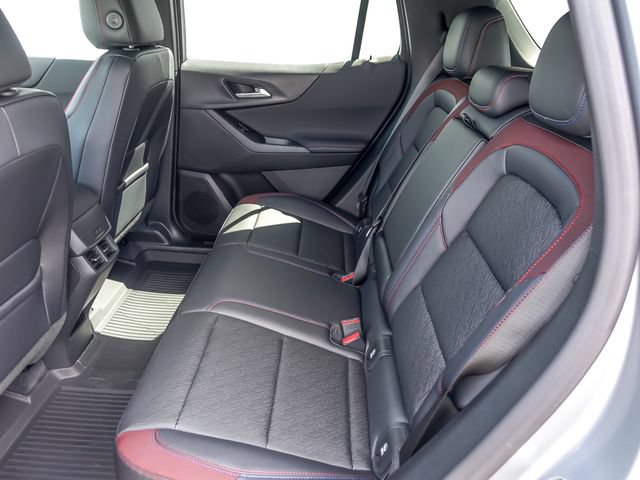 New 2026 Chevrolet Equinox RS w/ LPO, Floor Liner Package FWD image 16