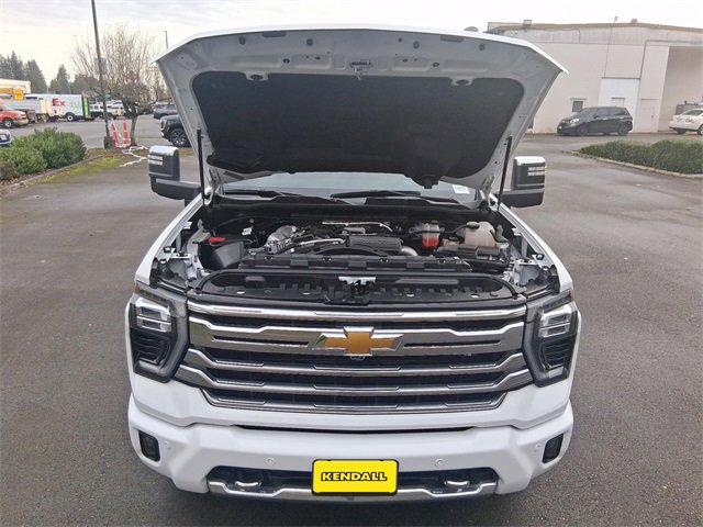 Used 2024 Chevrolet Silverado 2500 High Country w/ High Country Premium Package image 17