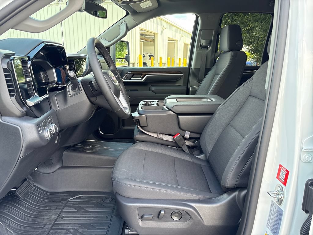 New 2026 GMC Sierra 2500 SLE w/ SLE Value Package; AWD/4WD image 13