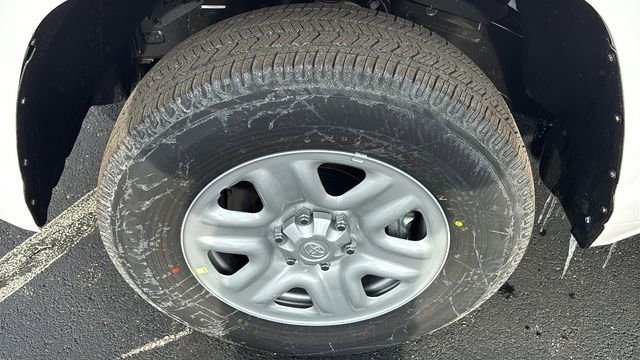 New 2026 Toyota Tundra SR image 34