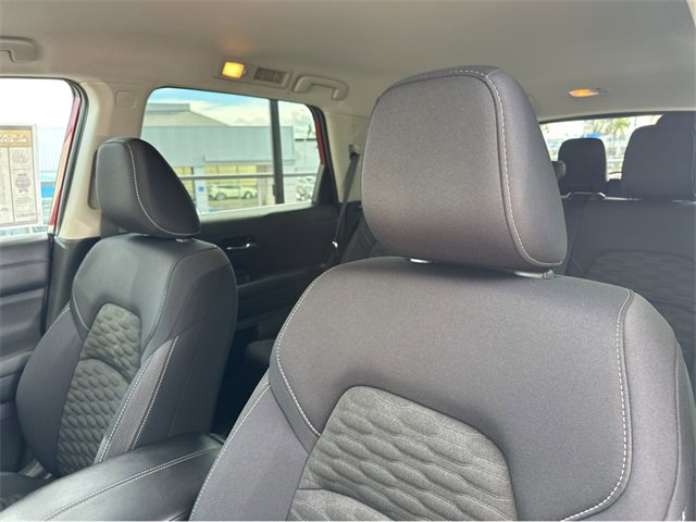 Used 2022 Nissan Pathfinder SV image 7