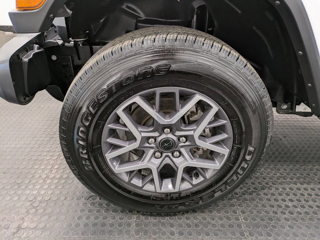 Used 2024 Jeep Wrangler Sahara image 7