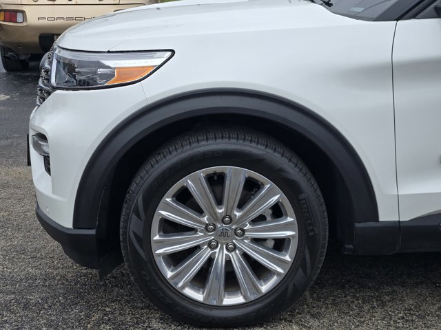 Used 2023 Ford Explorer King Ranch w/ Technology Package image 8