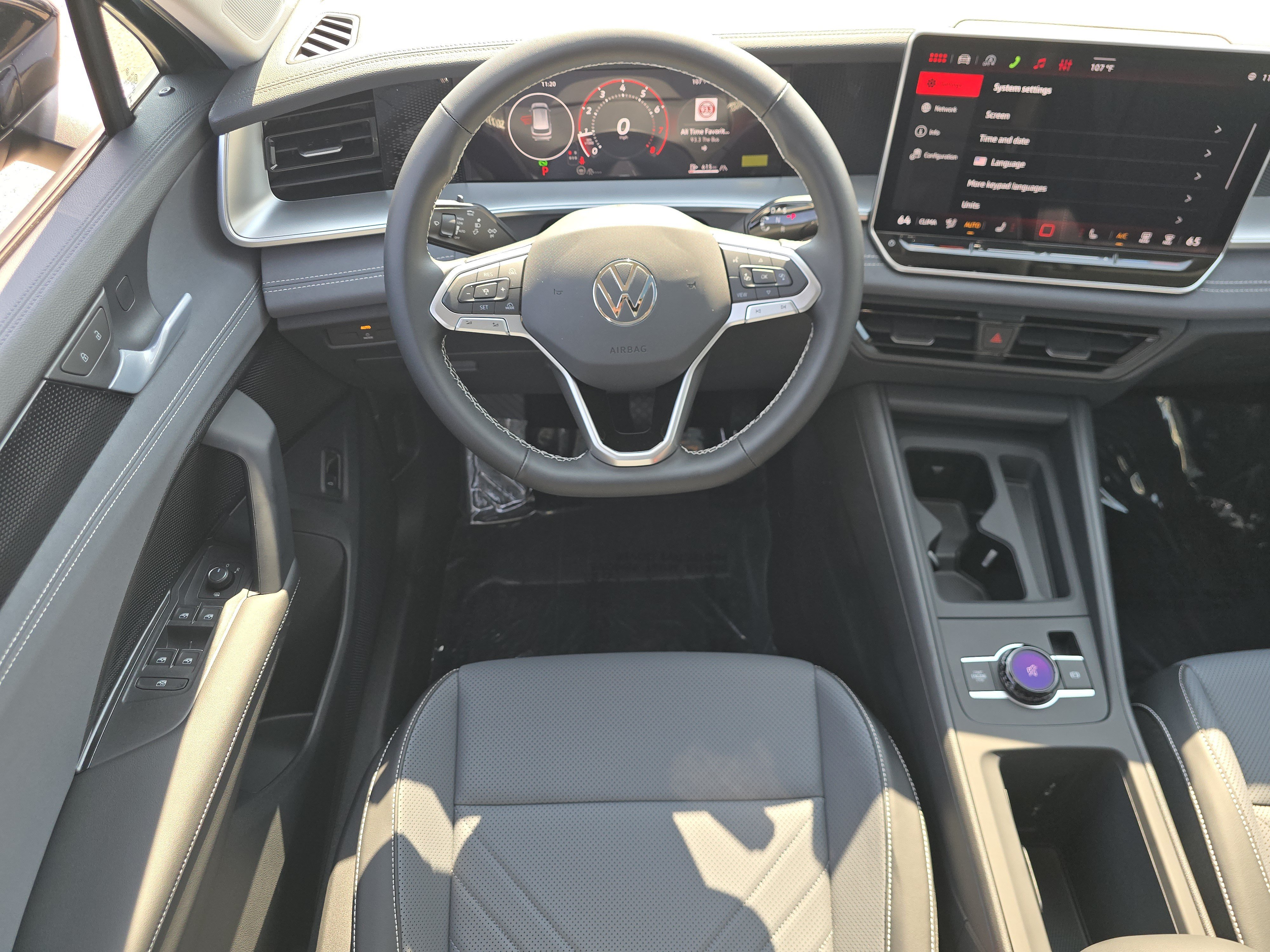 New 2026 Volkswagen Tiguan SE AWD/4WD image 22