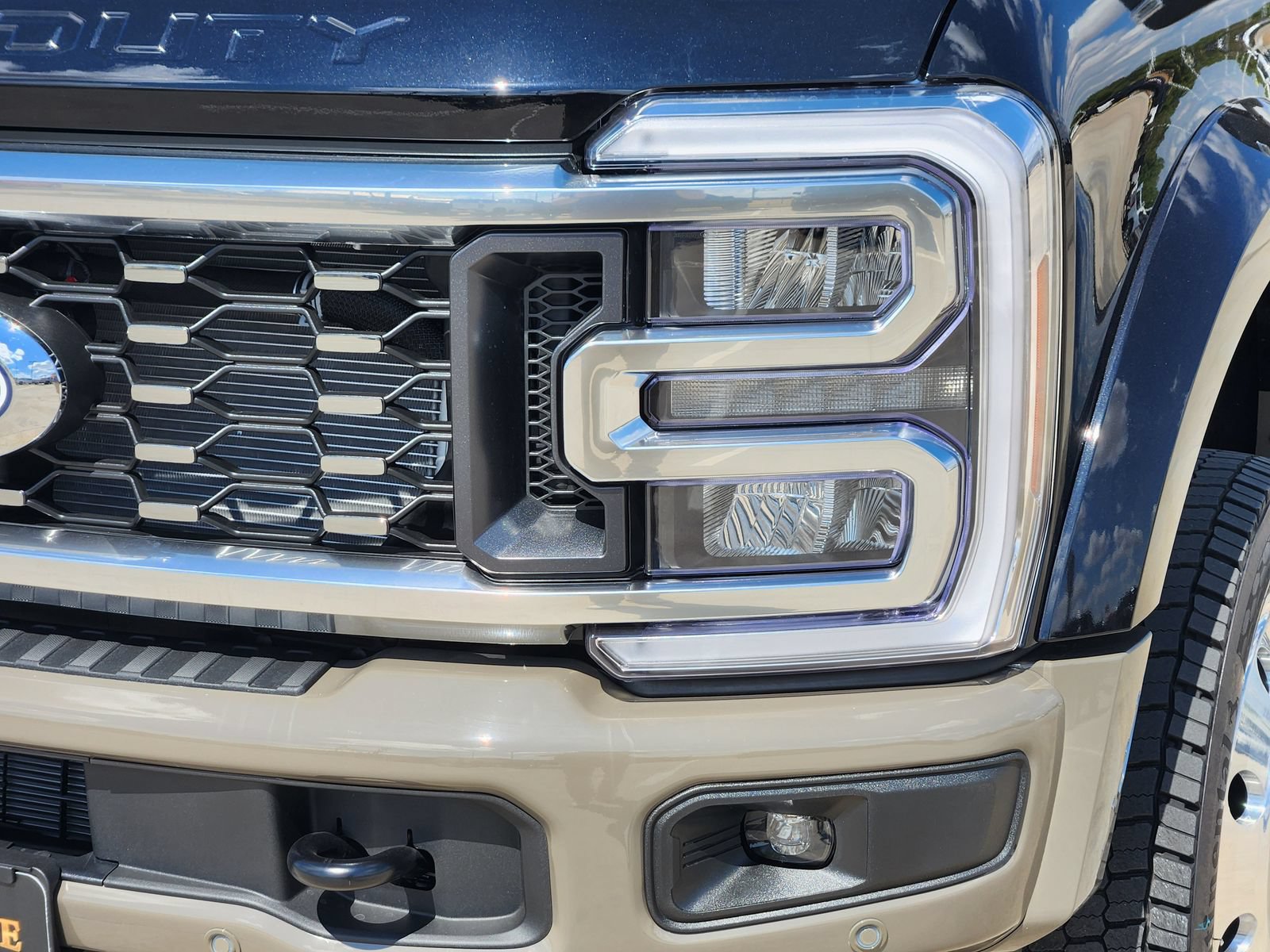 New 2027 Ford F450 King Ranch w/ FX4 Off-Road Package AWD/4WD image 12