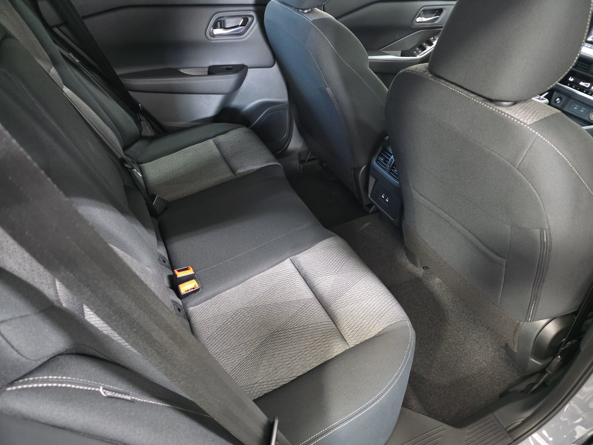 New 2026 Nissan Rogue SV FWD image 11