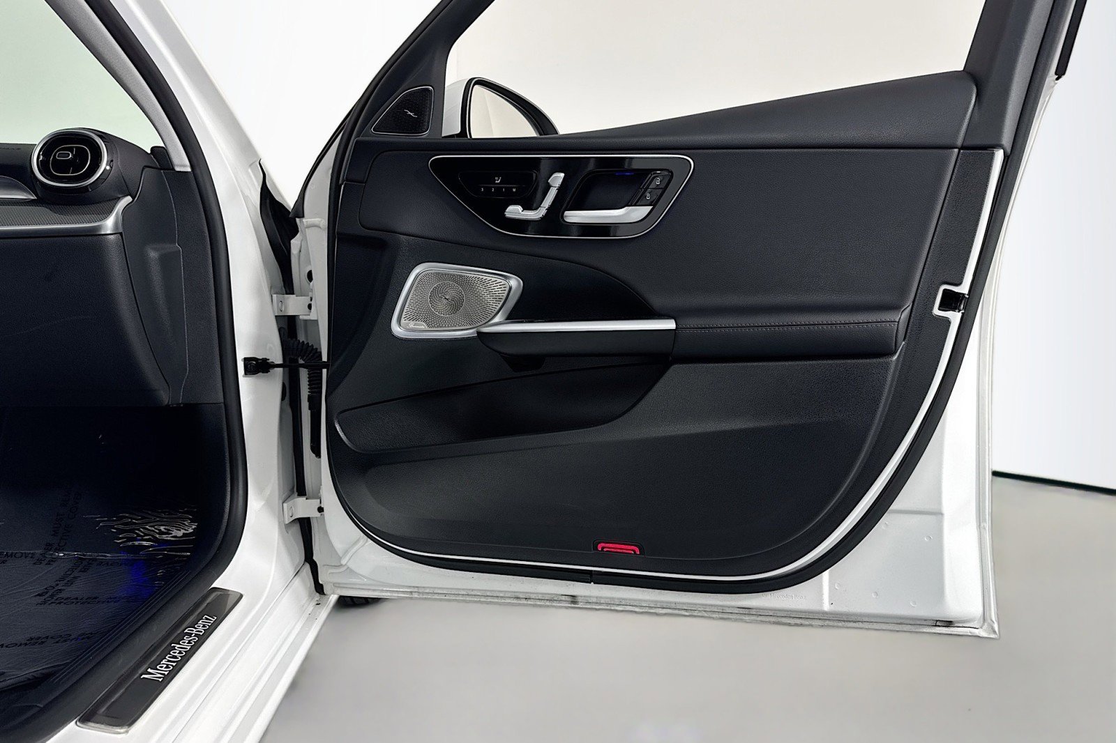 Certified 2024 Mercedes-Benz C 300 Sedan w/ Exclusive Trim Package image 24