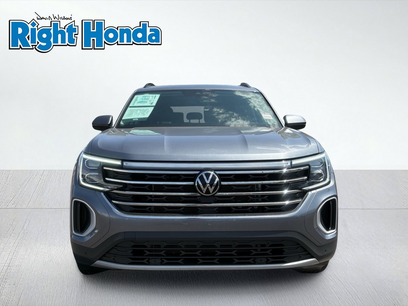 Used 2025 Volkswagen Atlas SE AWD/4WD image 10