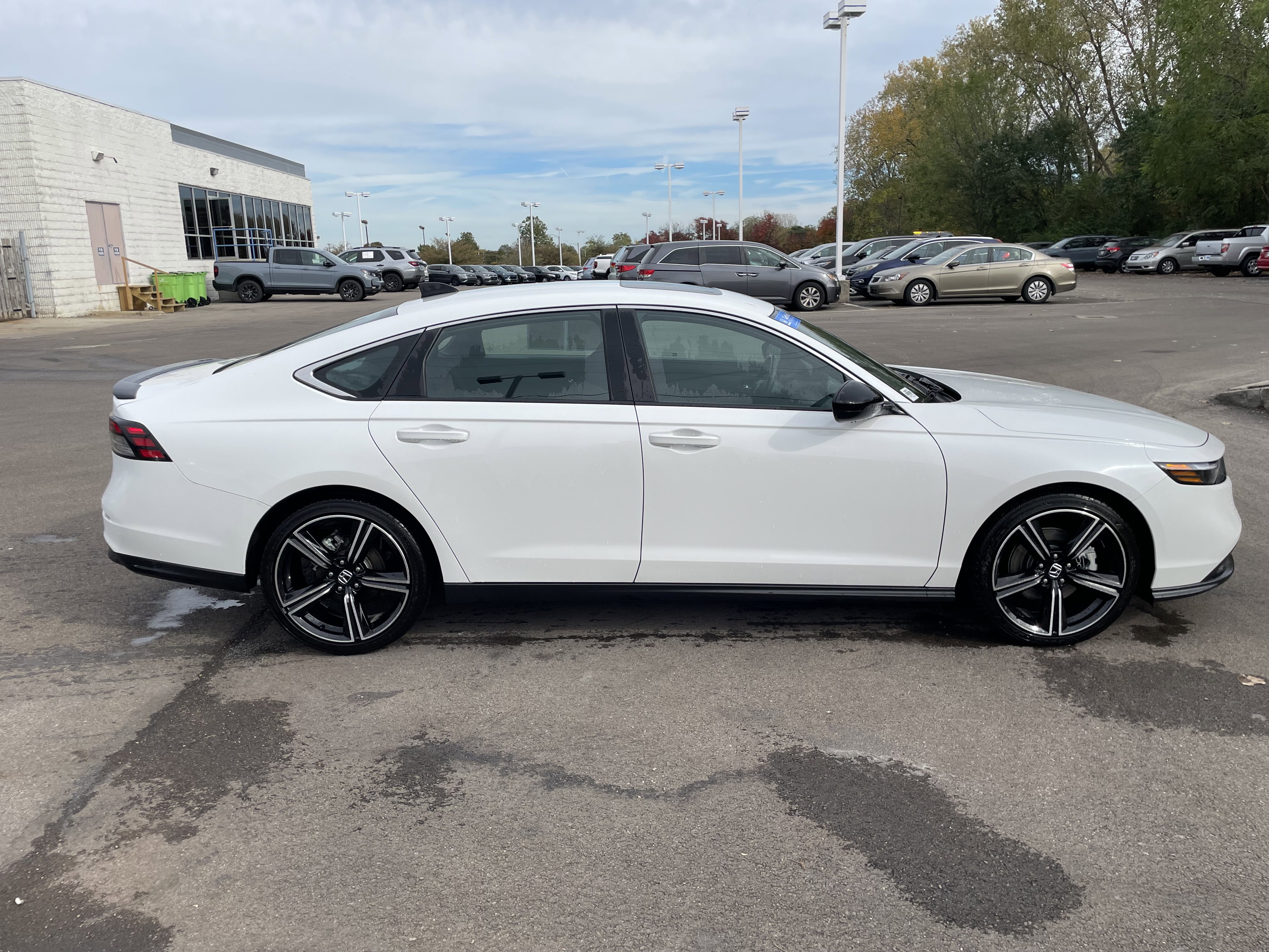 Certified 2025 Honda Accord Sport image 19