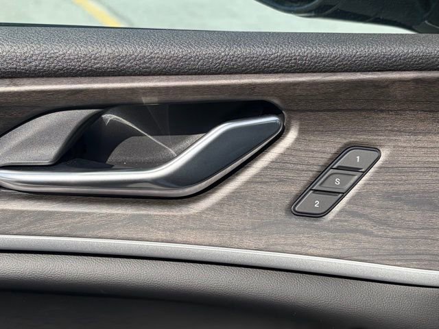 New 2026 Jeep Grand Cherokee Limited w/ Limited Altitude Package image 18