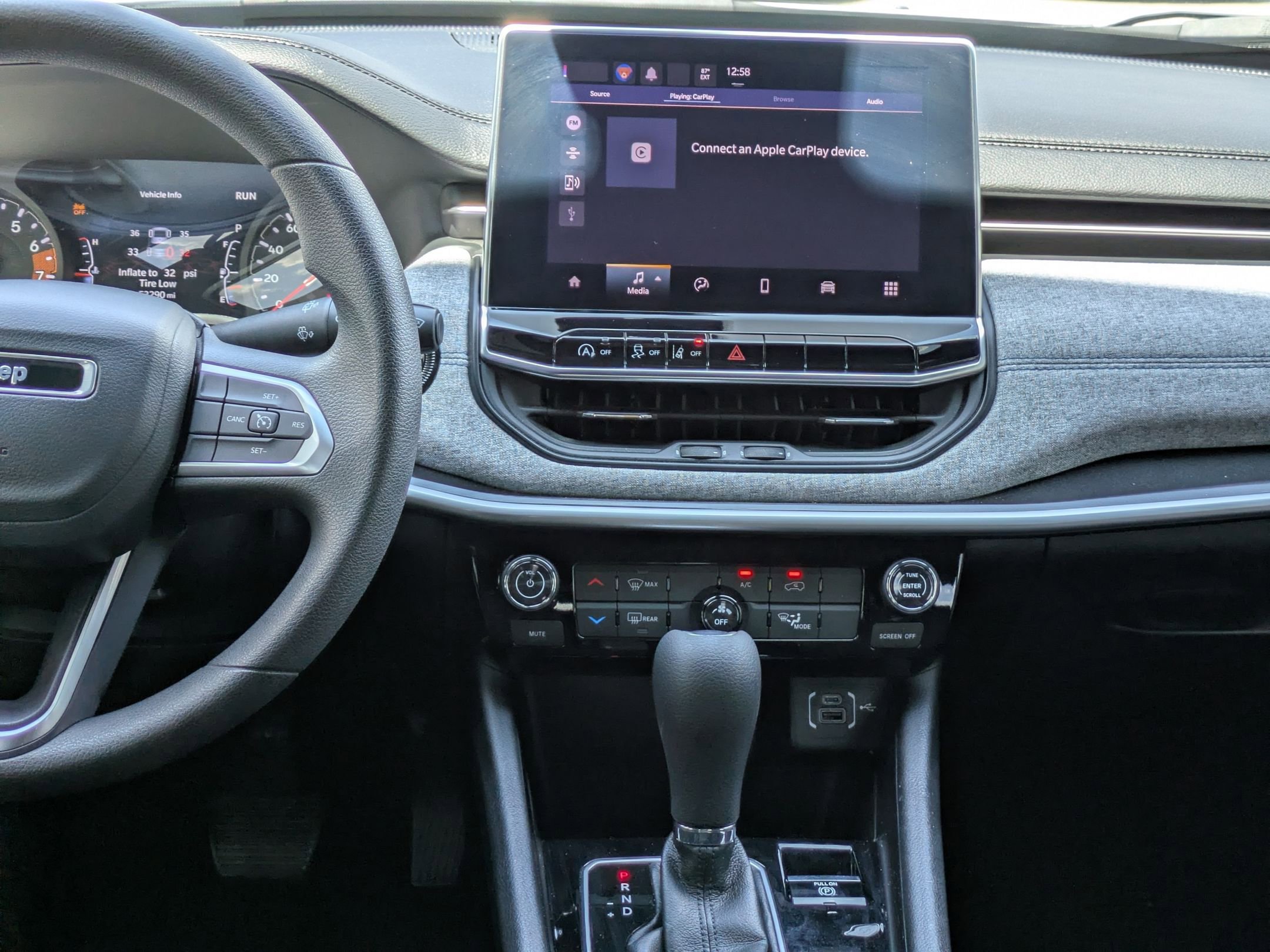 Used 2023 Jeep Compass Sport image 17