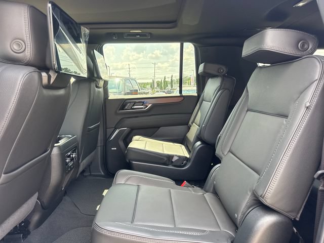 New 2026 GMC Yukon XL Denali w/ Denali Reserve Package AWD/4WD image 11