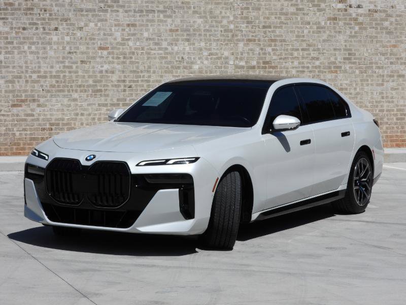 Used 2024 BMW 740i image 20