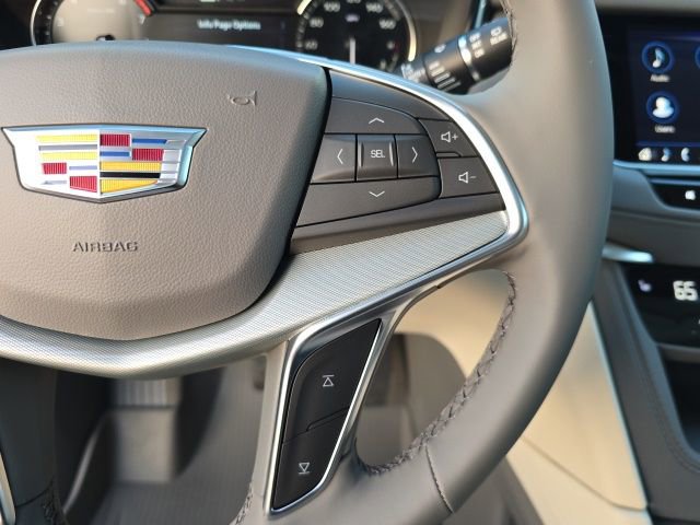 New 2025 Cadillac XT5 Premium Luxury w/ LPO, Floor Liner Package image 23