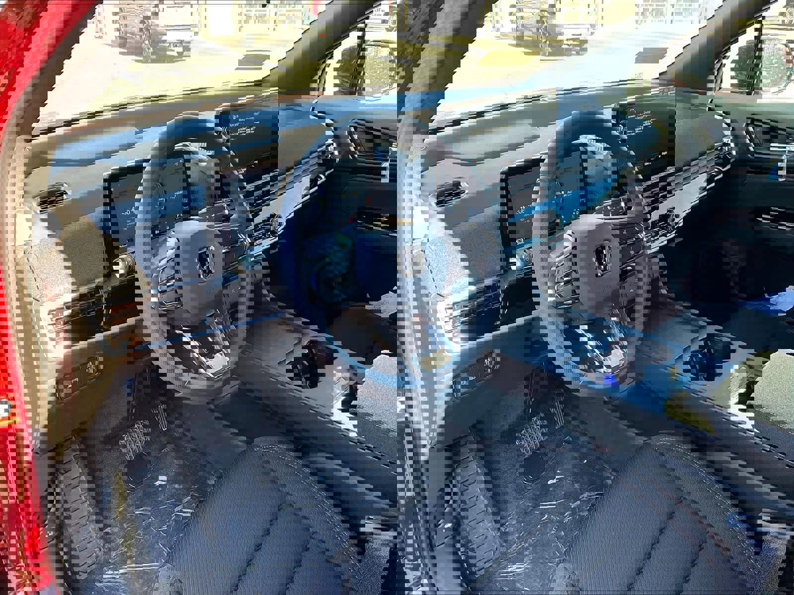 New 2026 Honda Prologue EX image 9