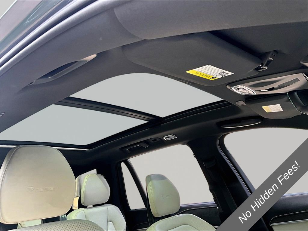 Used 2020 Volvo XC90 T5 R-Design AWD/4WD image 16