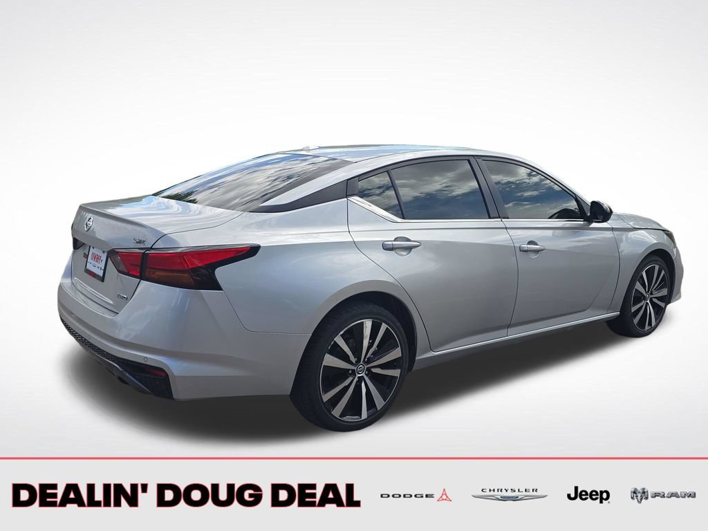 Used 2021 Nissan Altima 2.5 SR AWD/4WD image 5