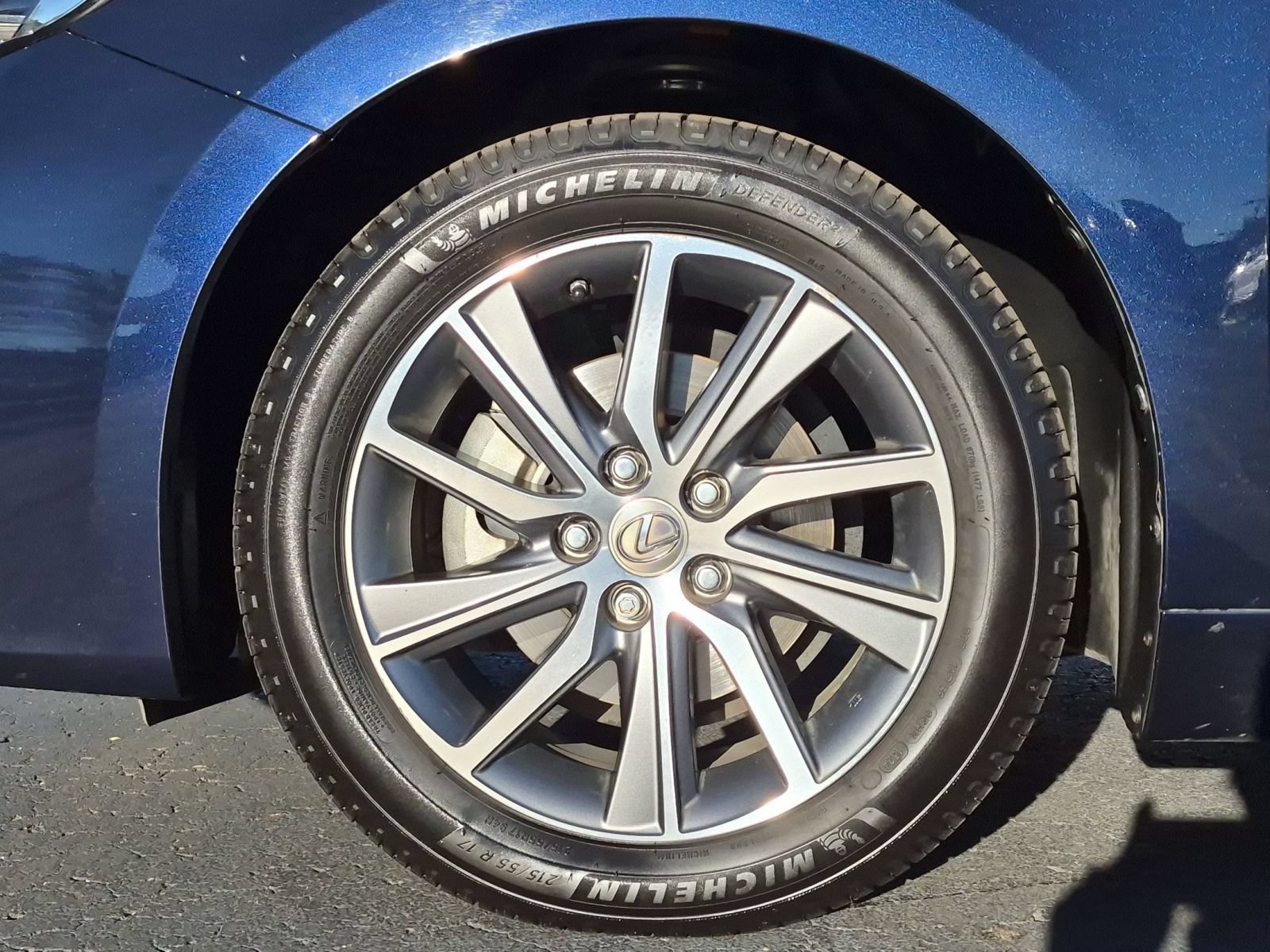 Used 2016 Lexus ES 300h w/ Navigation System Package FWD image 11