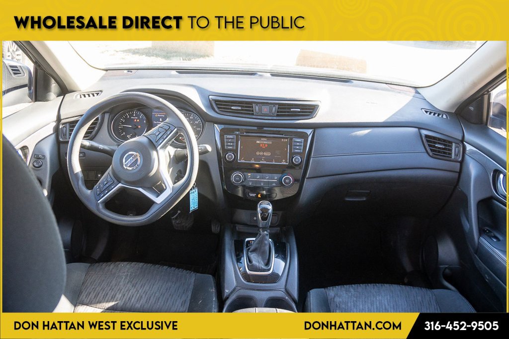 Used 2018 Nissan Rogue S image 4
