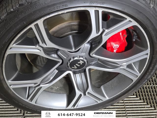 Used 2018 Kia Stinger GT2 AWD/4WD image 14