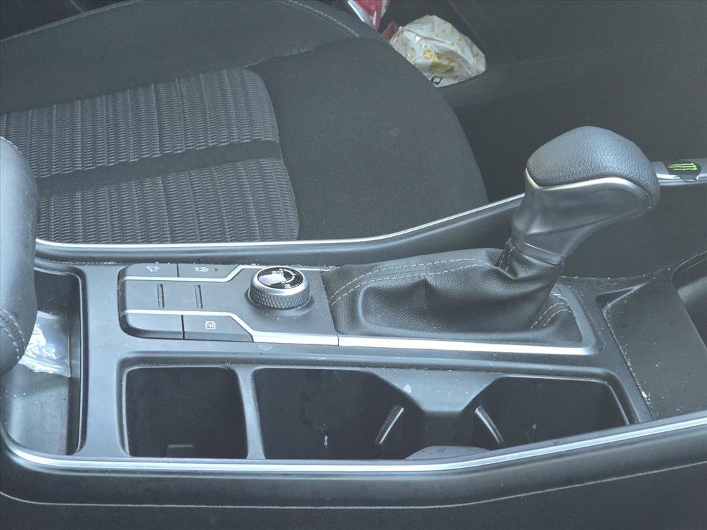 Used 2022 Kia Sorento LX image 8