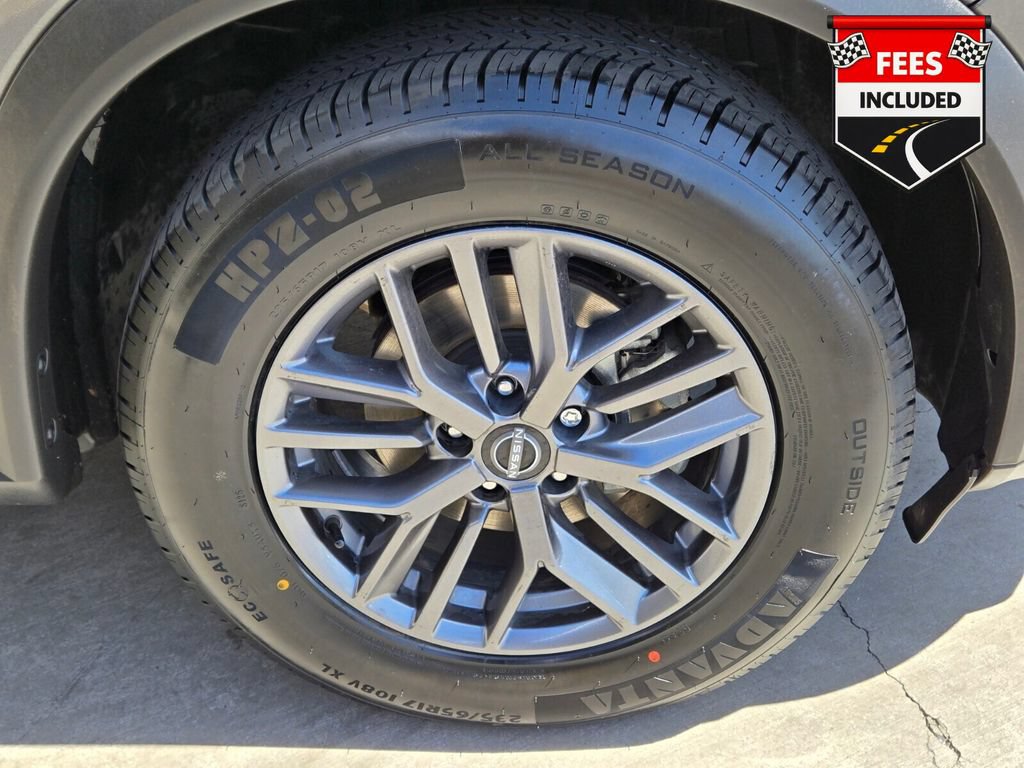 Used 2024 Nissan Rogue S AWD/4WD image 9