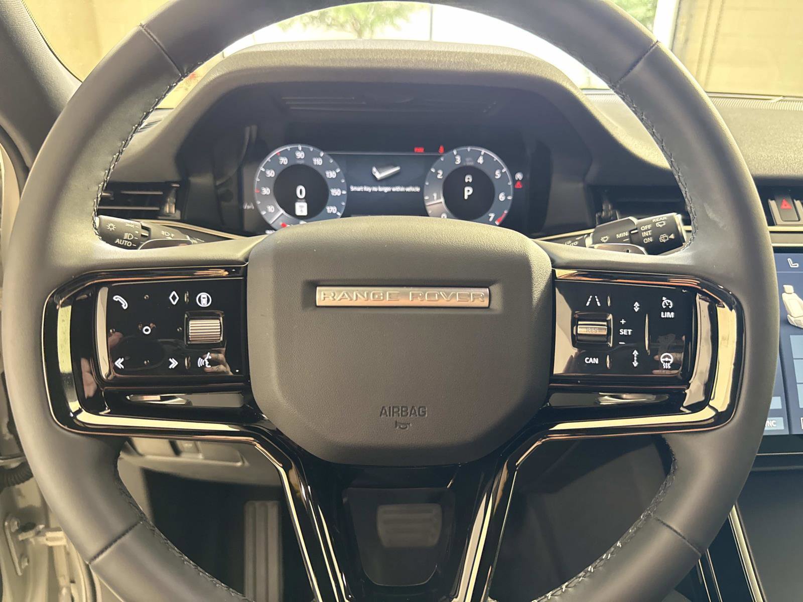 Used 2026 Land Rover Range Rover Evoque S AWD/4WD image 30