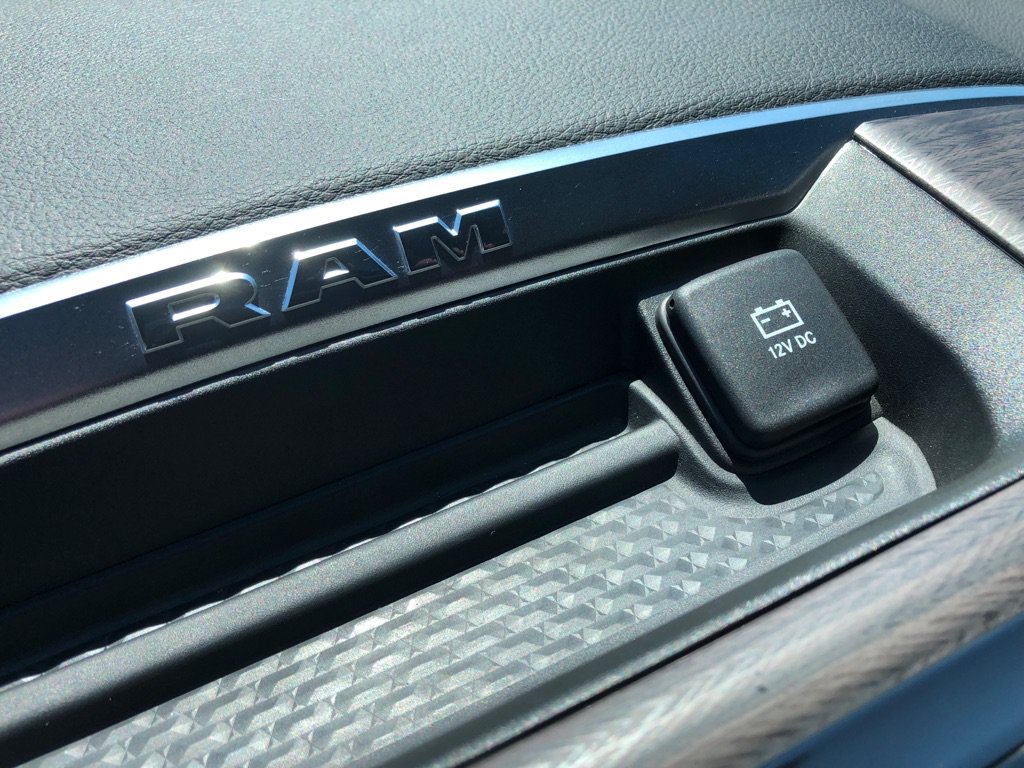 Used 2026 RAM 2500 Laramie image 38