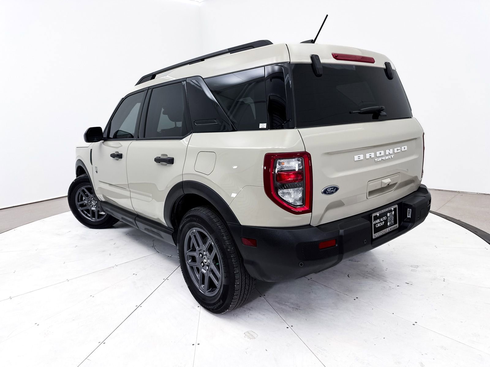 Used 2025 Ford Bronco Sport Big Bend w/ Convenience Package image 2