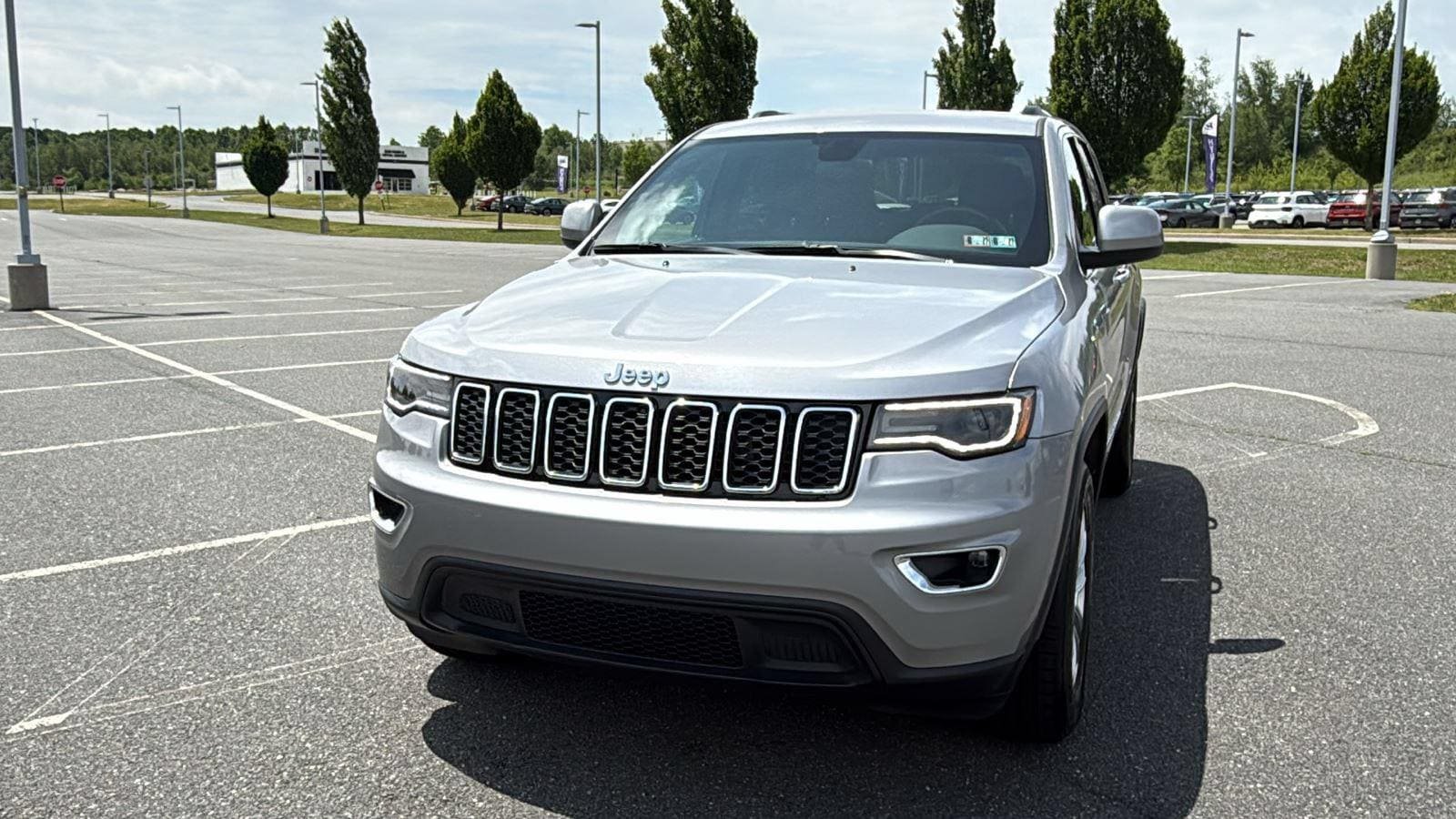 Used 2021 Jeep Grand Cherokee Laredo X AWD/4WD image 15