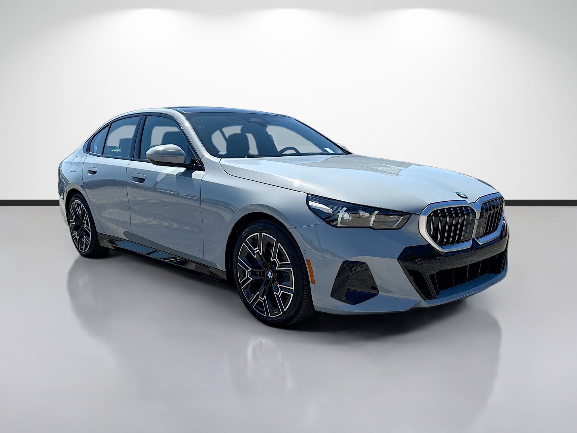 New 2027 BMW 530i w/ M Sport Package RWD image 1