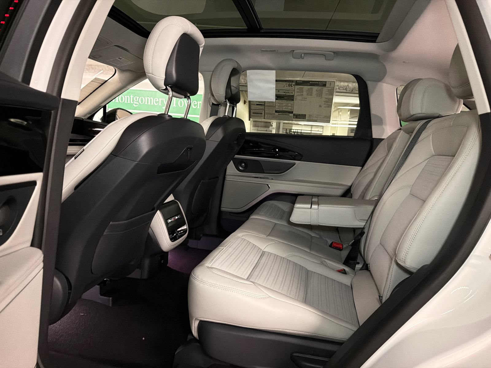 New 2026 Lincoln Nautilus Reserve AWD/4WD image 17