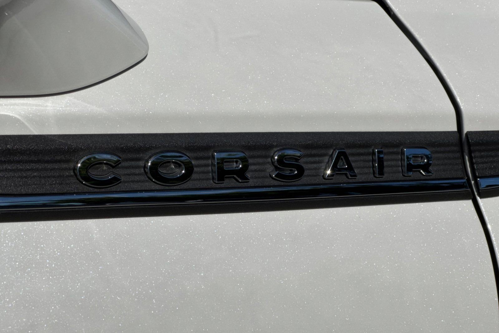 Used 2021 Lincoln Corsair Reserve w/ Equipment Group 201A image 28