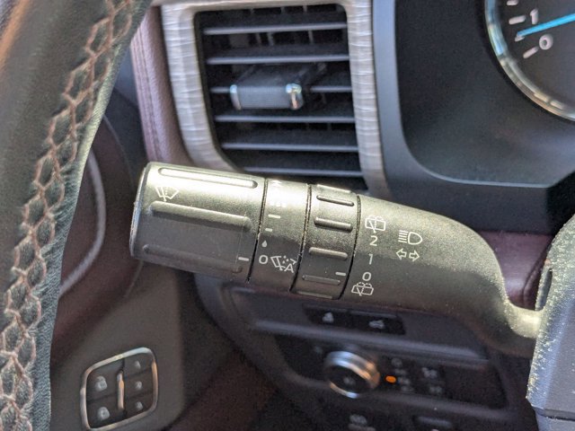 Used 2022 Ford Expedition Limited RWD image 12
