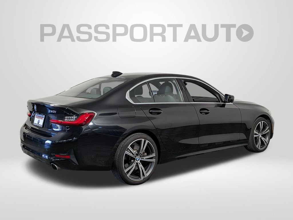 Used 2021 BMW 330i xDrive Sedan w/ Convenience Package image 7