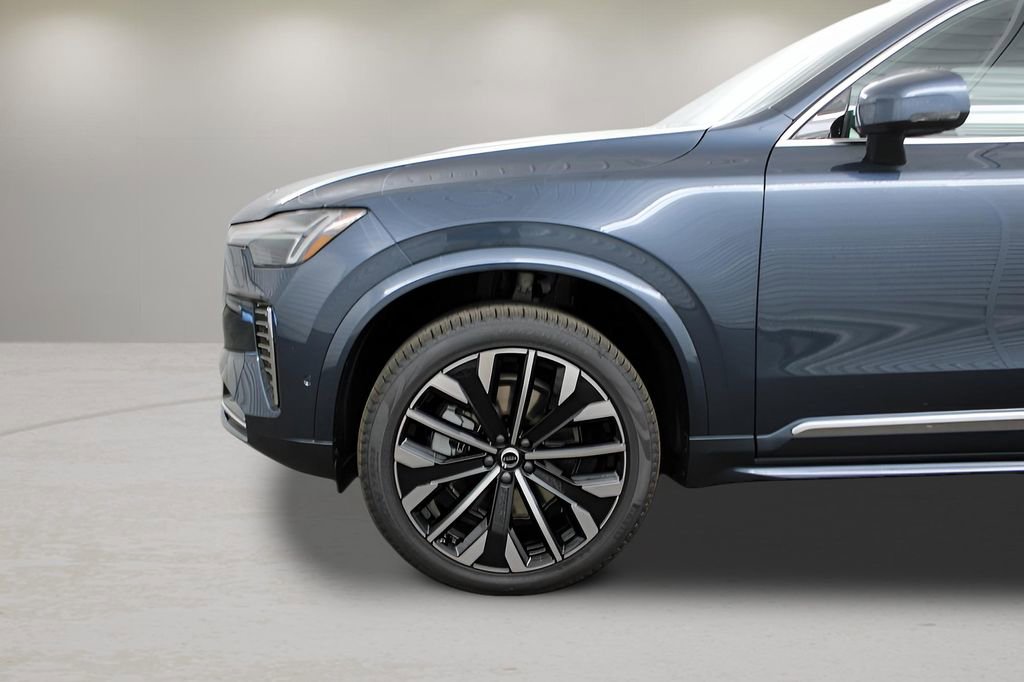 New 2026 Volvo XC90 B6 Plus w/ Protection Package Premier image 30