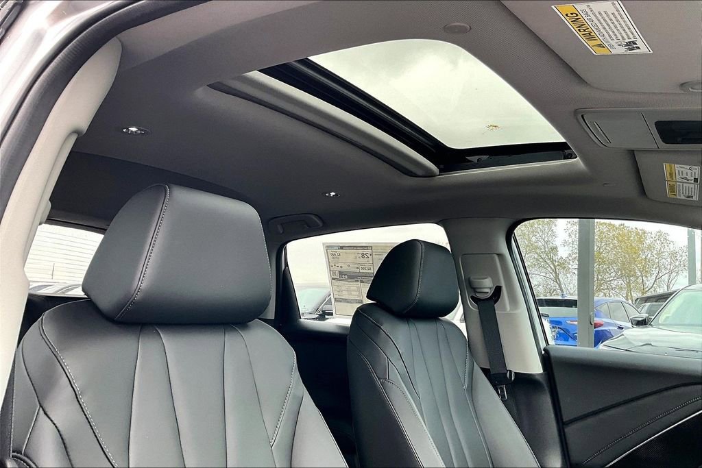 Used 2025 Acura ADX FWD image 23