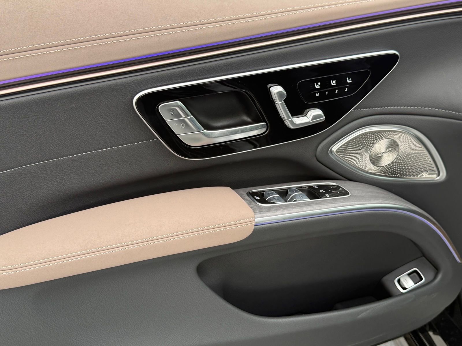 New 2026 Mercedes-Benz EQS 580 4MATIC Sedan image 16